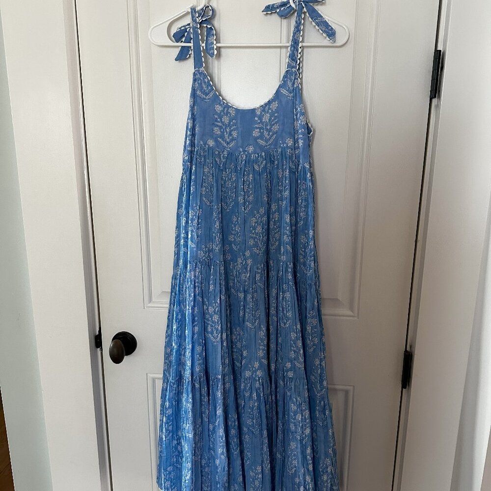 EUC Juliet Dunn Midi Dress- Size 2/ Medium